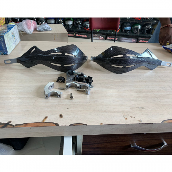 black-1-handguard-1-1634129024.png