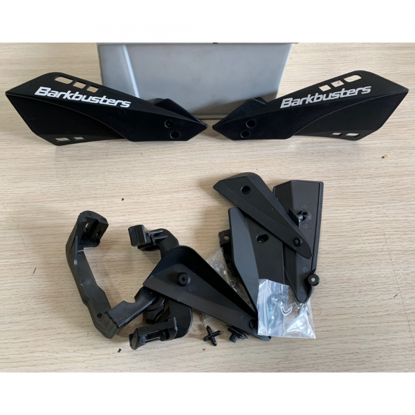 black-handguard-1634128698.png