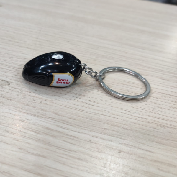 black-keychain-1641905080.png